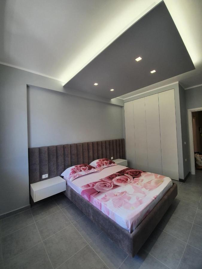 Deluxe Apartment Vlorë Eksteriør bilde